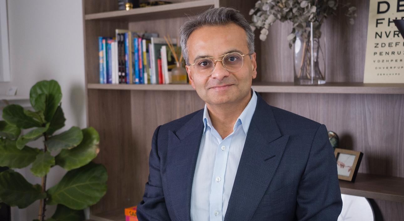 Mr Raj Ragoowansi